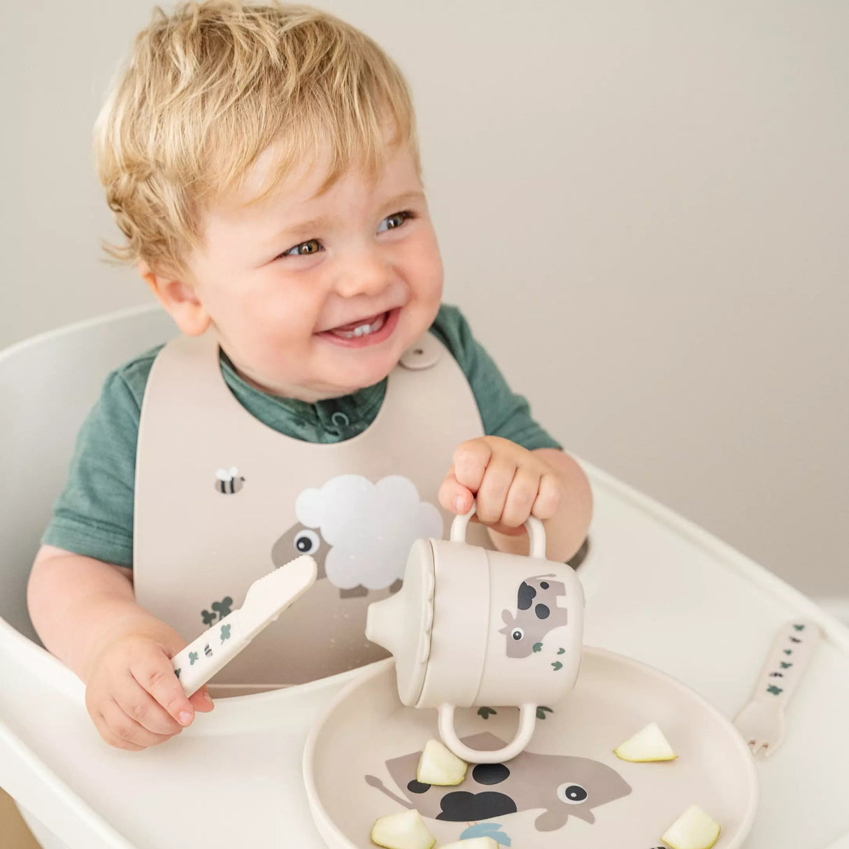 Done by Deer puodelis su snapeliu Tiny farm Sand