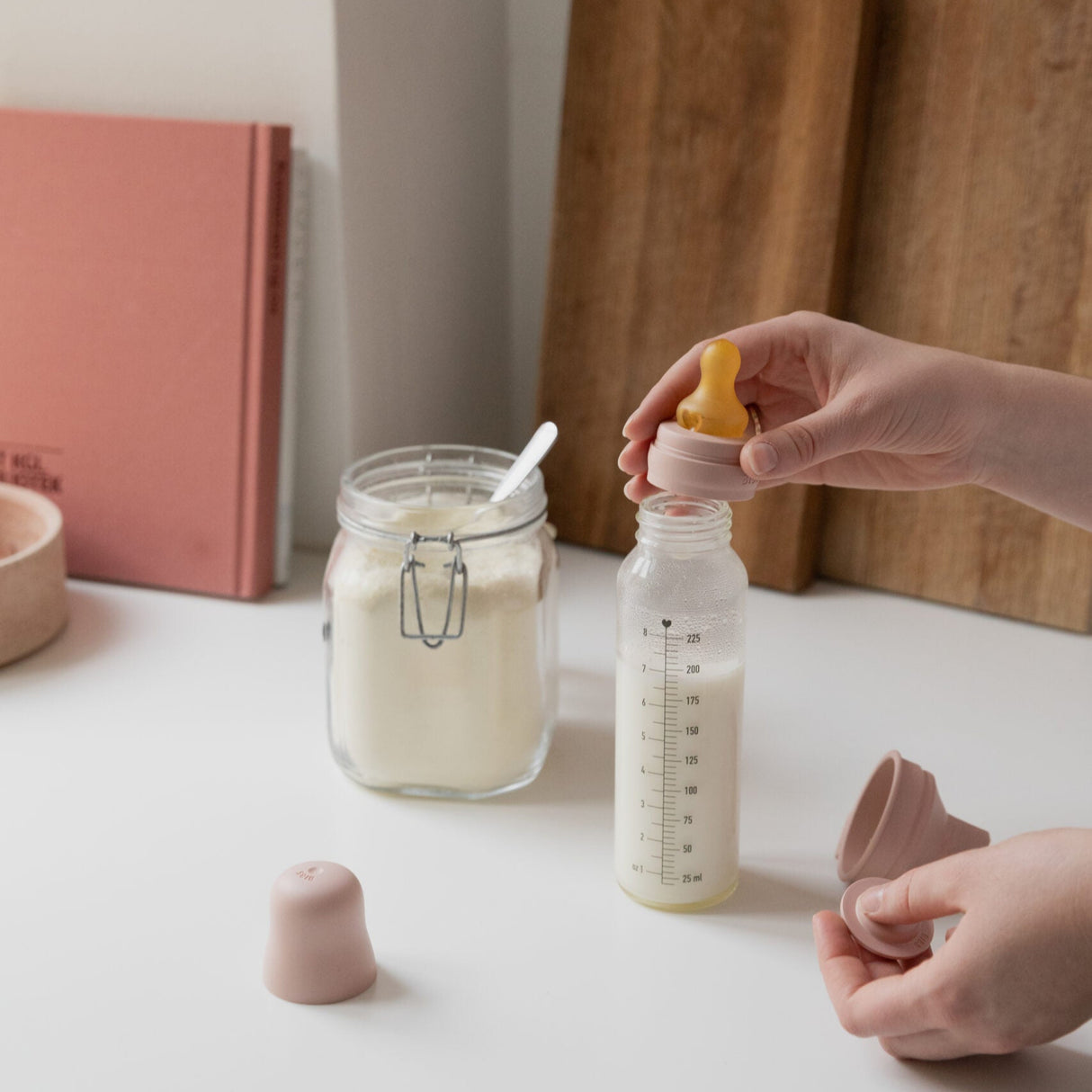 BIBS stiklinis buteliukas nuo dieglių 225 ml (Blush) pilnas komplektas