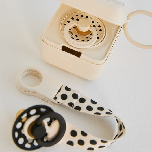 BIBS čiulptuko laikiklis Polka Dot - Ivory / Black
