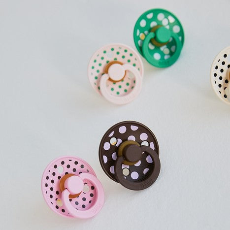 BIBS Studio Collection Polka Dots čiulptukų rinkinys 1 dydis (0 - 6 mėn.) Baby Pink / Mocha