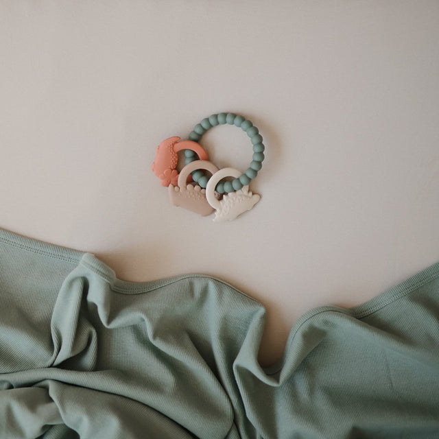 Mushie kramtukas - dantų masažo žiedas (Dino)