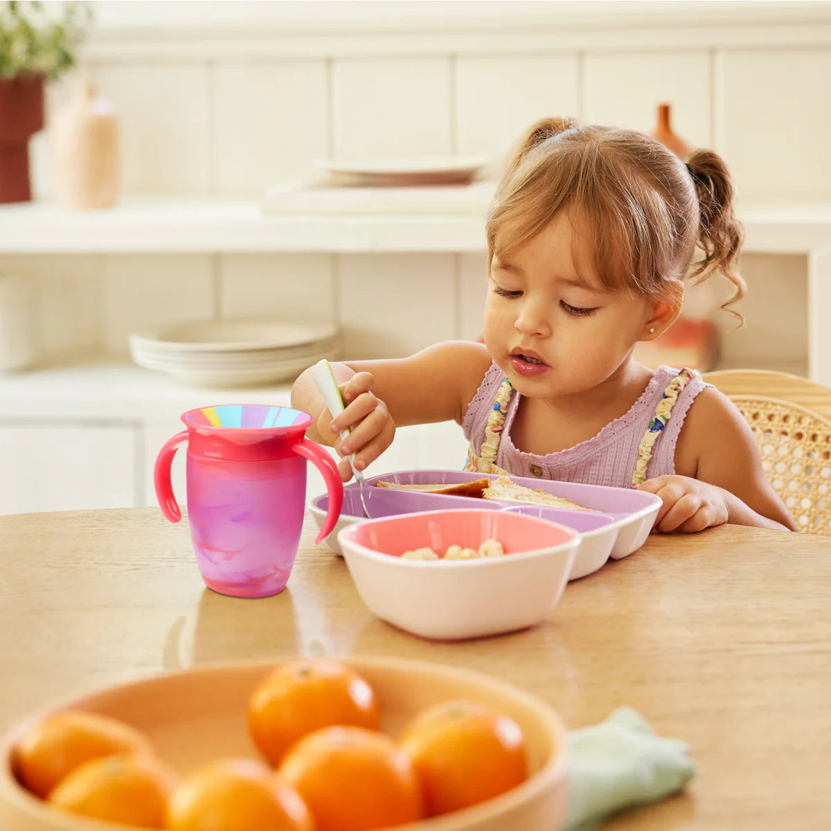 Munchkin mācību krūze - dzērājs Miracle 360 grādi (daudz krāsu)