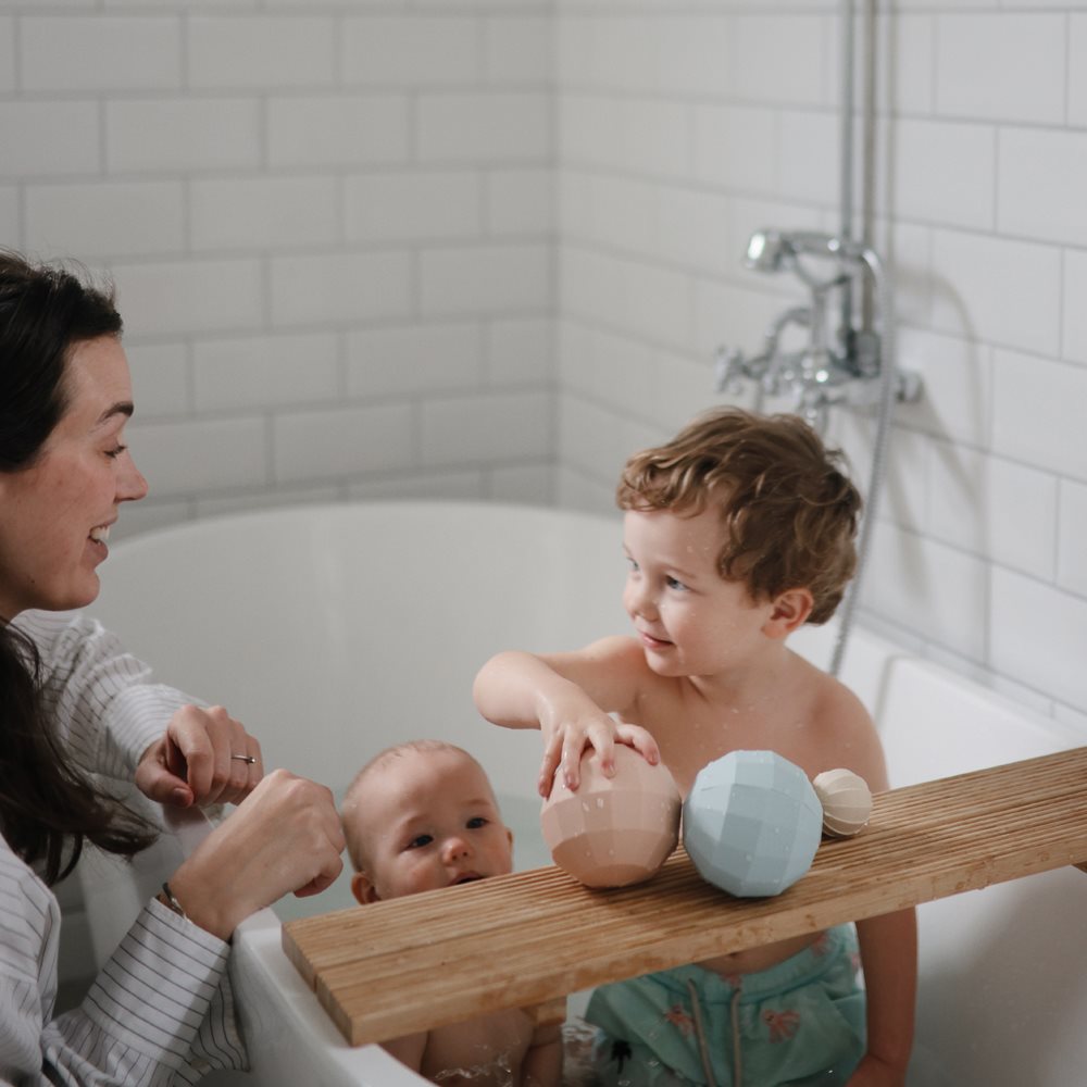 Mushie izglītojošo rotaļlietu krūzes tornis — retro krāsas (retro)