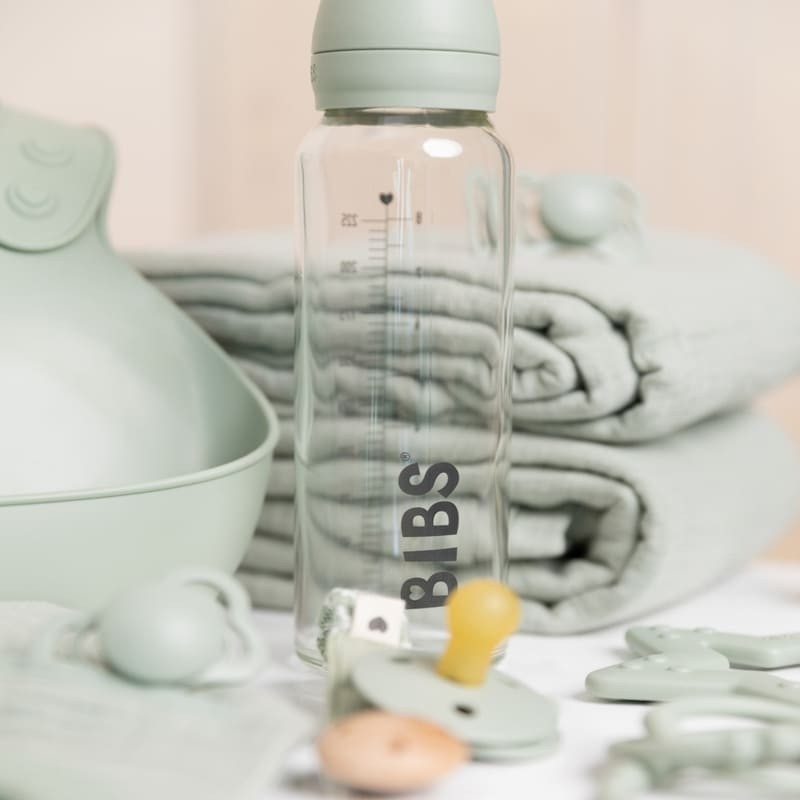 BIBS stiklinis buteliukas nuo dieglių 225 ml (Baby Blue) pilnas komplektas