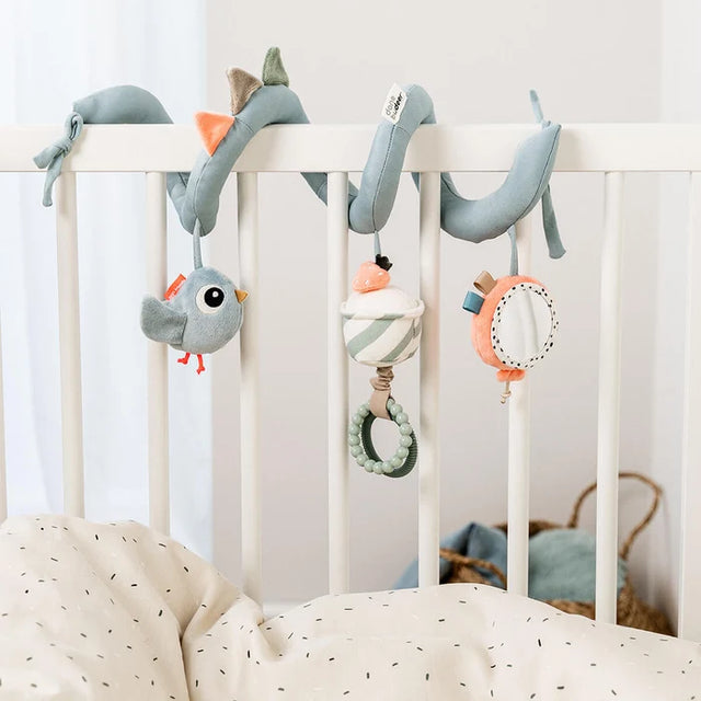 Done by Deer spiralė - pakabinamas žaislas Celebration Blue