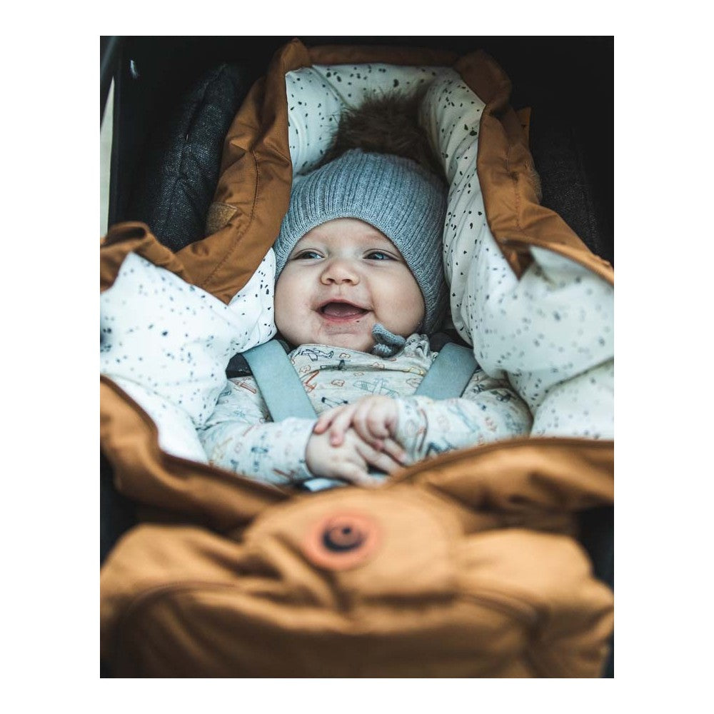 Easygrow universāls pārvalks piemērots arī autokrēsliņam FERD Mini Green Forest