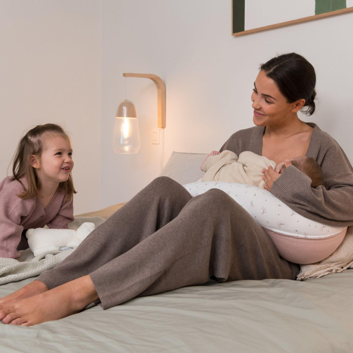 Doomoo Buddy toitmis- ja raseduspadi Blue Grey Moon