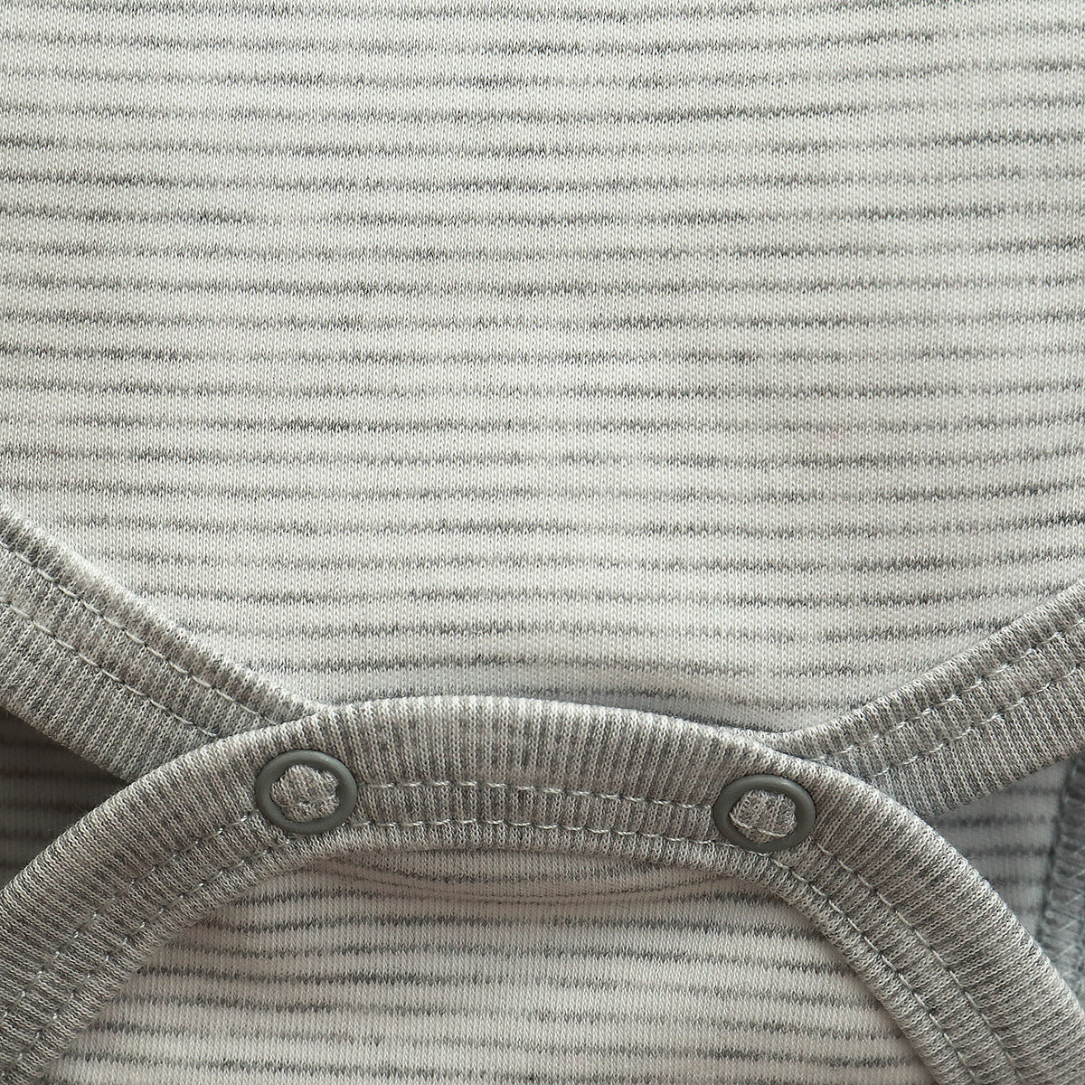 Loritas tamborētas sandales "Momo" ar uzvelkamiem cimdiem