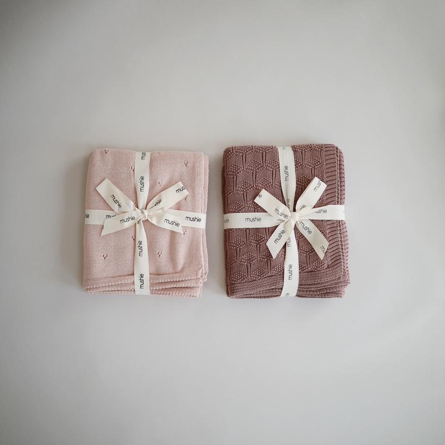 Mushie megztas pledas Pointelle – Blush
