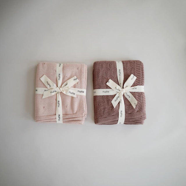Mushie megztas pledas Pointelle – Blush