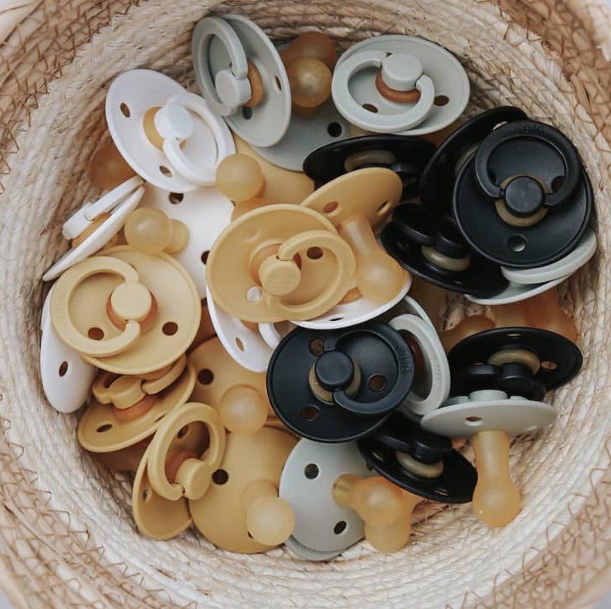 BIBS čiulptukų rinkinys 2 dydis (6 - 18 mėn.) Sage / Ivory (4798605394002)