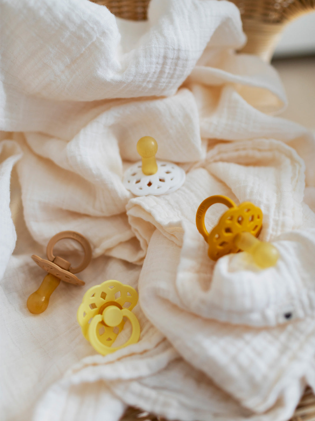 BIBS knupīša komplekts 1. izmērs (0 - 6 mēneši) Boheme White/Sunshine