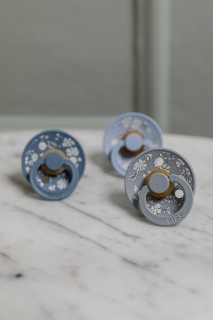 BIBS čiulptukų rinkinys 1 dydis (0 - 6 mėn.) Liberty Chamomile Lawn Baby Blue Mix