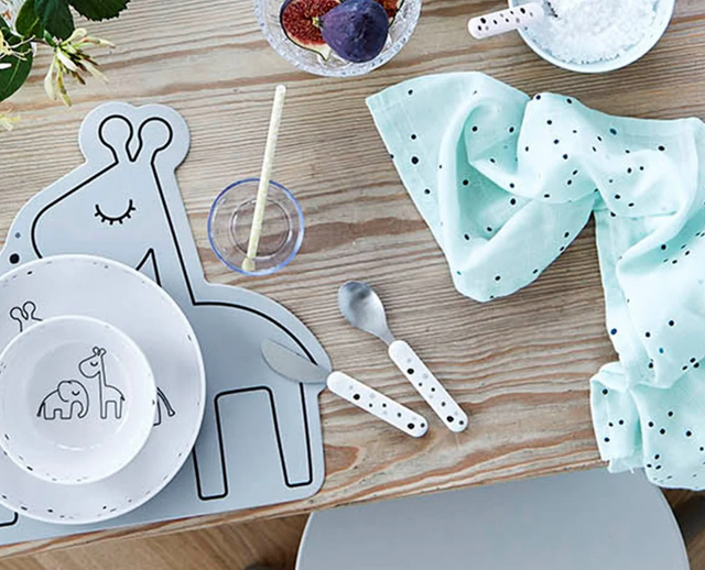 Done by Deer valgymo įrankiai vaikui Dreamy dots (balti)