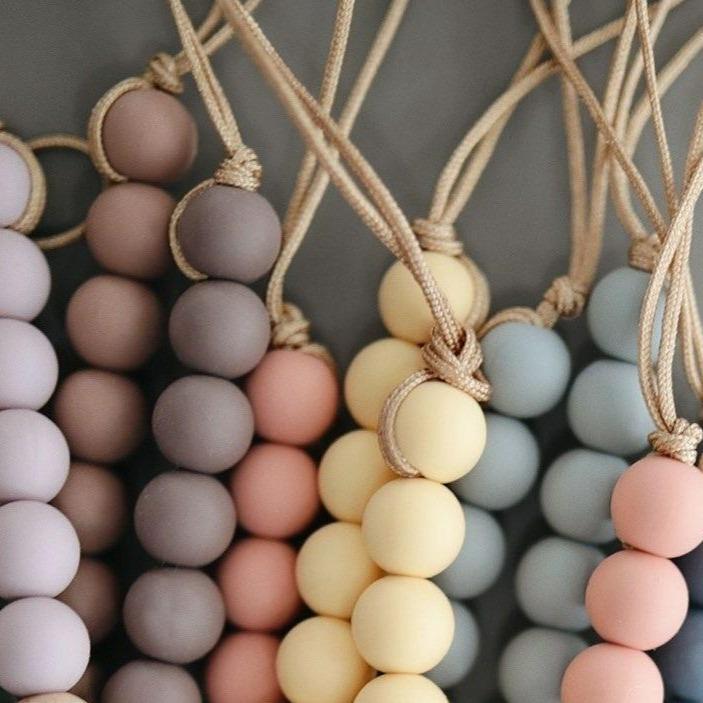 Mushie čiulptuko laikiklis / Halo Iron