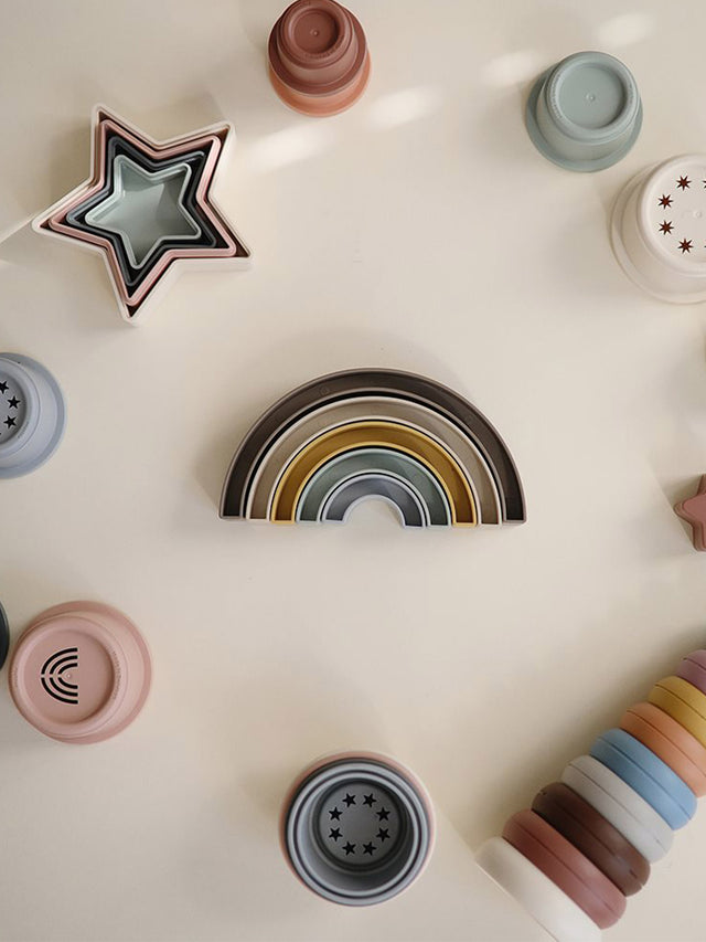 Mushie izglītojoša rotaļlieta Rainbow Tower Sol