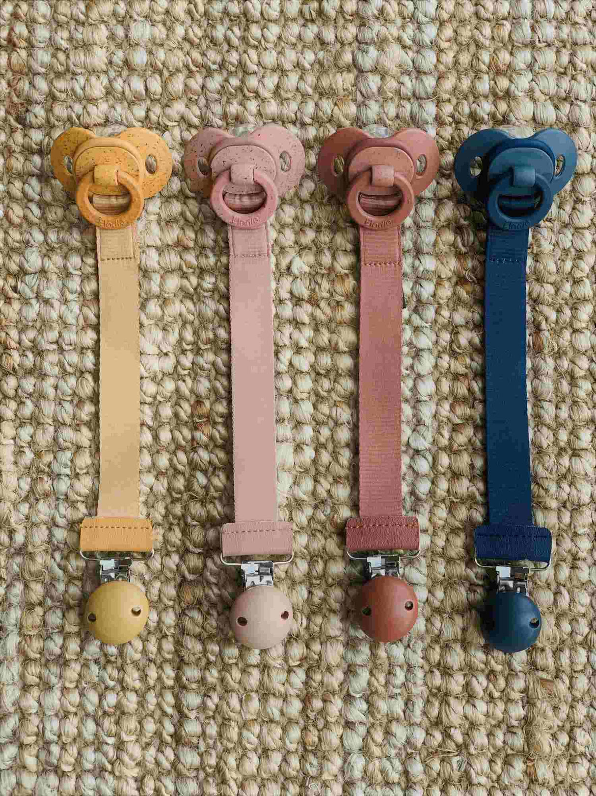 Elodie Details medinis čiulptuko laikiklis "Auksas"/"Gold Gold" (4851018956882)