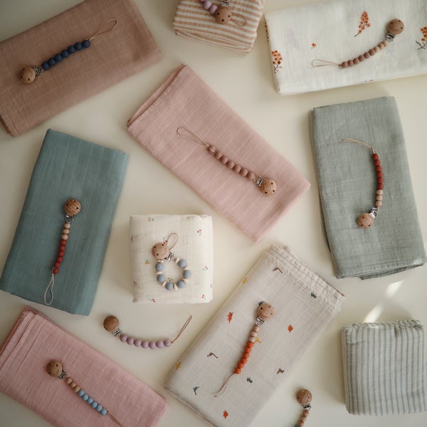 Mushie muslino vystyklas iš organinės medvilnės Rose Vanilla