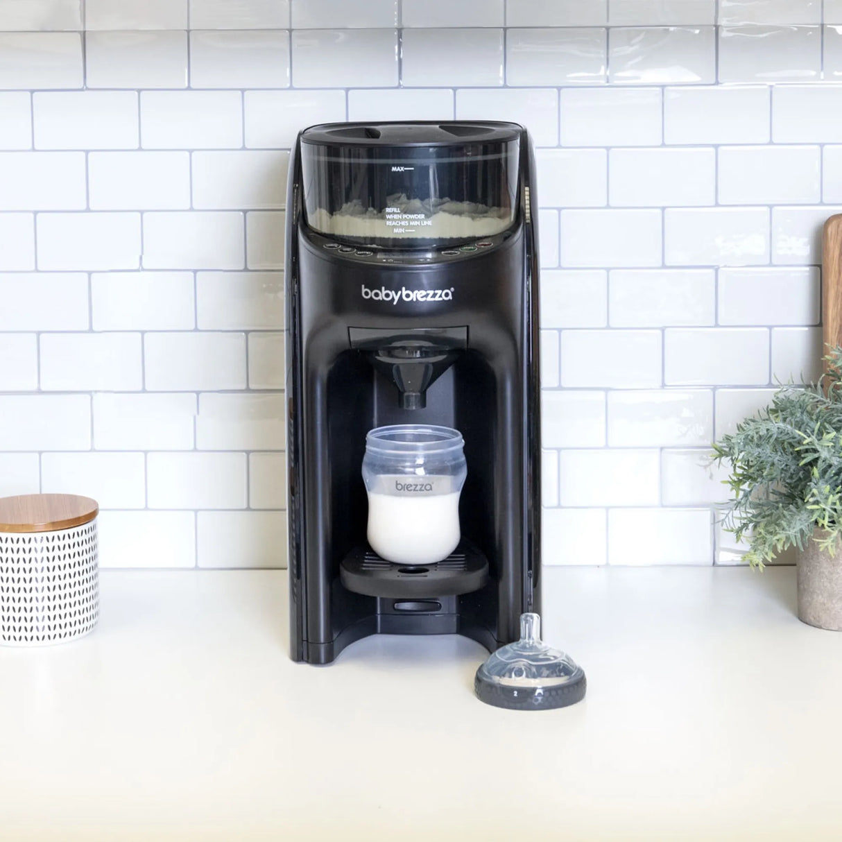 Baby Brezza piimasegu valmistamise masin Formula Pro Advanced 