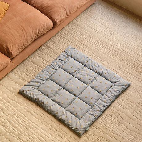 Molis&Co ropojimo kilimėlis kūdikiui su krepšiu 120×120 cm Colima