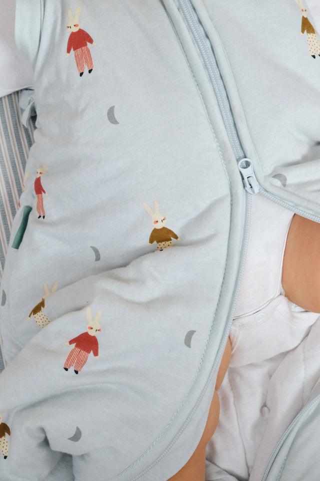 Molis&Co kūdikio miegmaišis  su nusegamomis rankovėmis TOG 2.5 Sleepy Bunnies