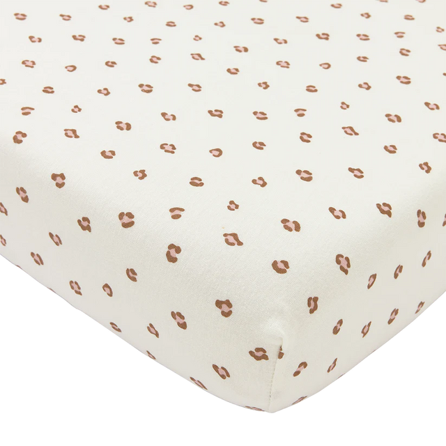 Meyco Baby medvilninė paklodė su guma 60 × 120 cm, Mini Panther Soft Pink – Jersey