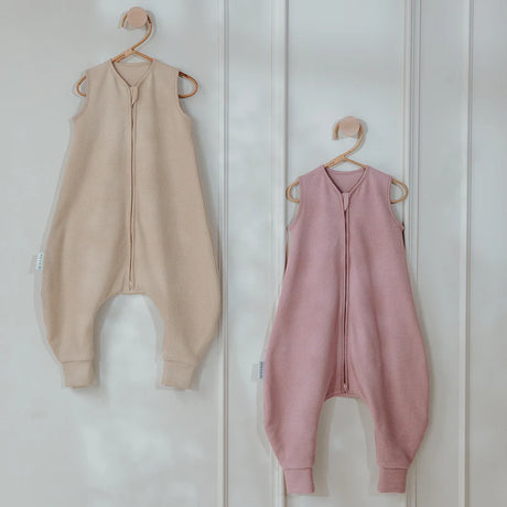 Meyco Baby Studio kūdikio miegmaišis su kojytėmis Purple Pink, TOG 1.0
