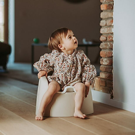 Quax naktipuodis Clay