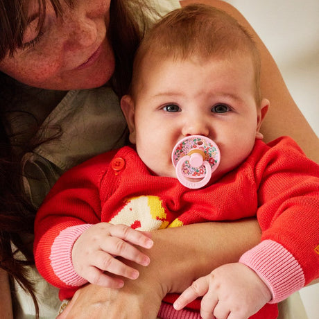 BIBS x Liberty Colour Round čiulptukų rinkinys 2 dydis (6 - 18 mėn.) Oscar Meadow Petal Mix