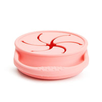 Munchkin užkandžių indelis Silicone Snack Catcher (coral)