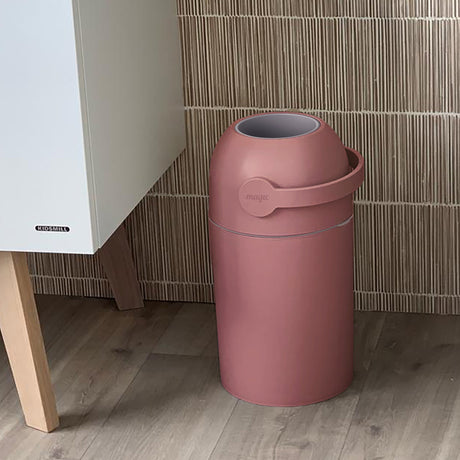 Sauskelnių konteineris Magic (Majestic modelis, spalva Clay)