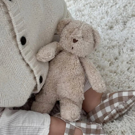 Uus Moonie 2.0 orgaaniline sumisev karu - cappuccino unepadi helisalvestusfunktsiooniga 