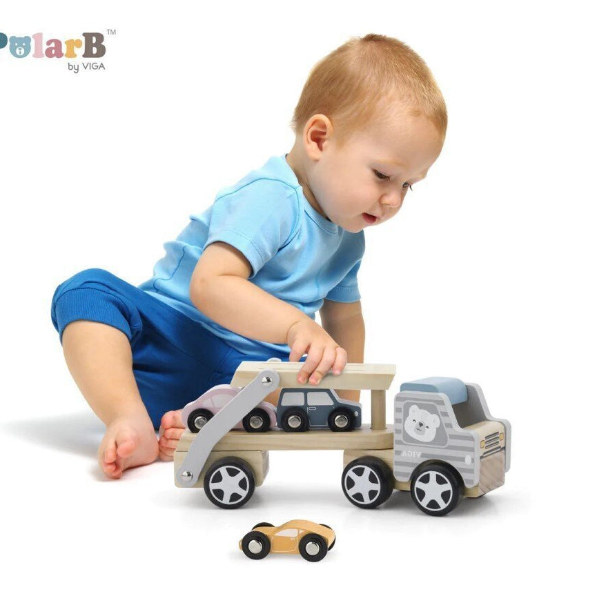 PolarB medinis automobilių vilkikas
