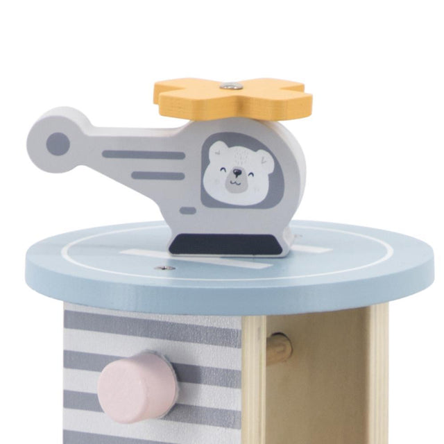 PolarB medinis automobilių garažas