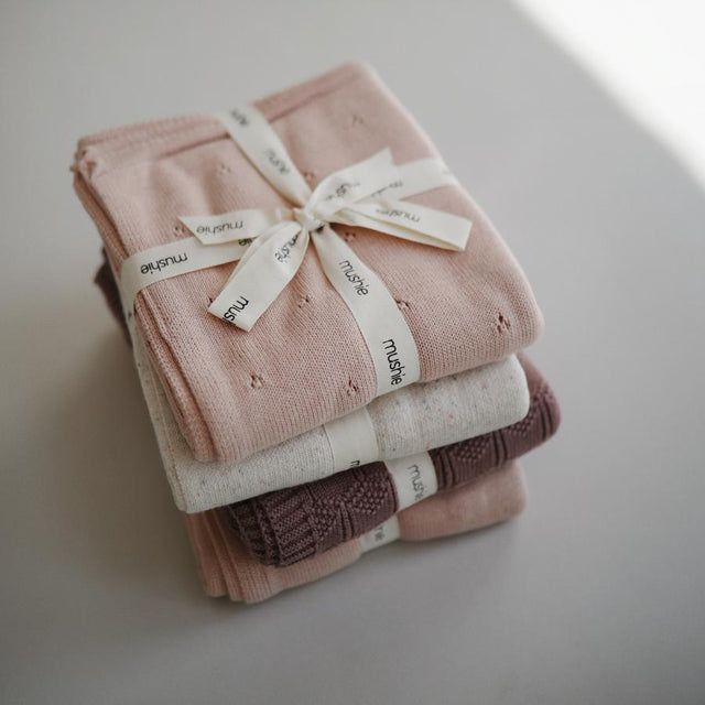 Mushie megztas pledas Pointelle – Blush