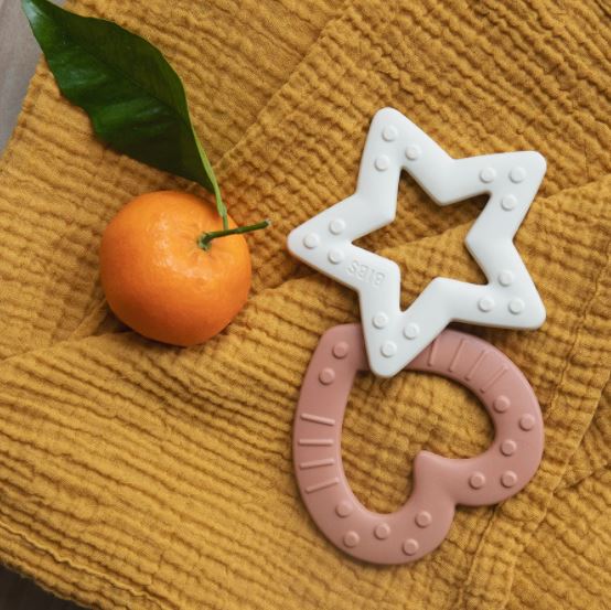 BIBS kramtukas persikinė širdutė (Bitie Heart Peach)