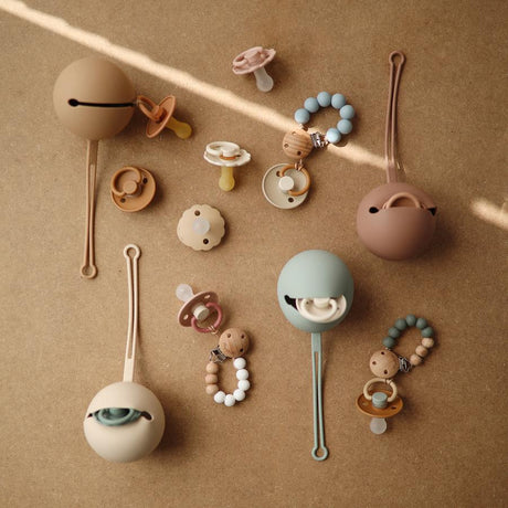 Mushie pacifier futrālis (mākoņaini violets) 