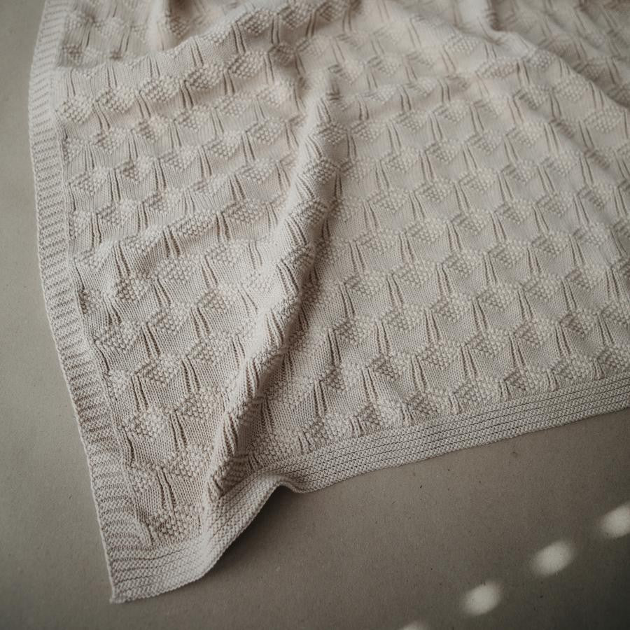 Mushie megztas pledas Honeycomb – Beige
