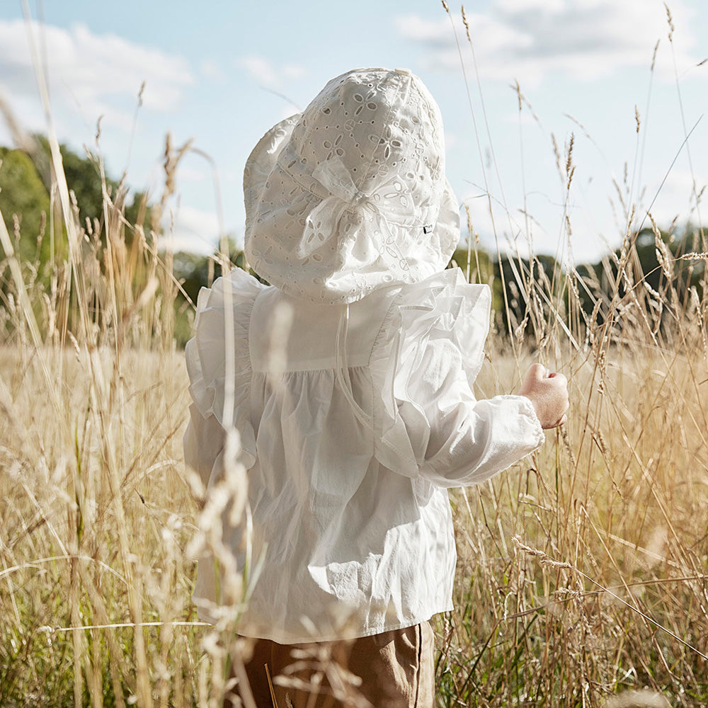 Elodie Details kepurė nuo saulės Angliškais nėriniais (Embroidery Anglaise)